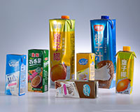 WSFM1100-2000型液體奶、飲料紙盒專用材料擠出復(fù)合淋膜機(jī)